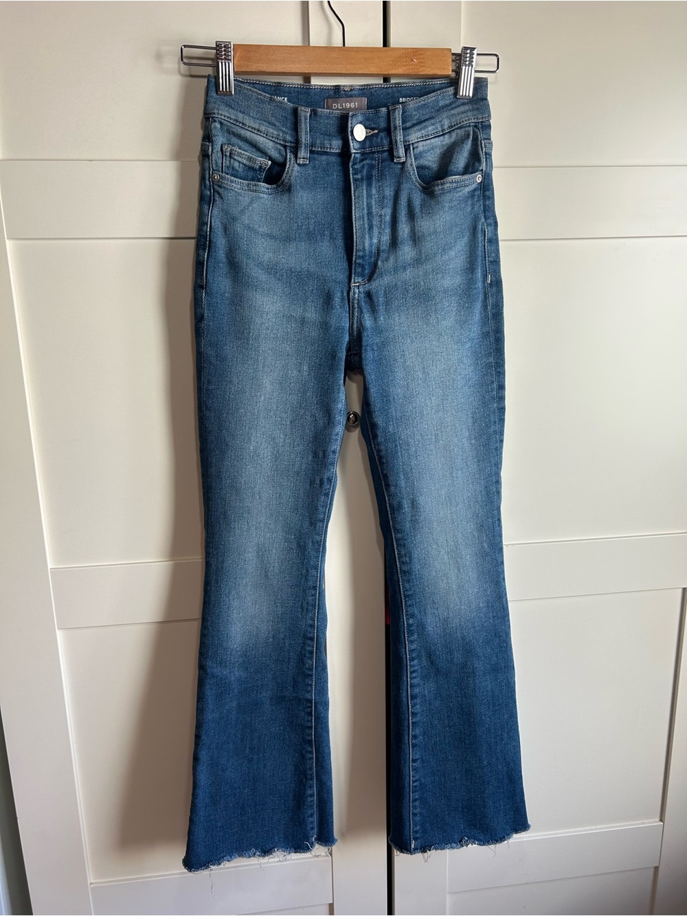 DL1961 Bridget Boot Hi-Rise Instasculpt Crop Jeans, Hulton, size 24 - Picture 3 of 13